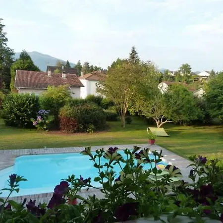 Ancolie Des Pyrenees Gasthof Bidos